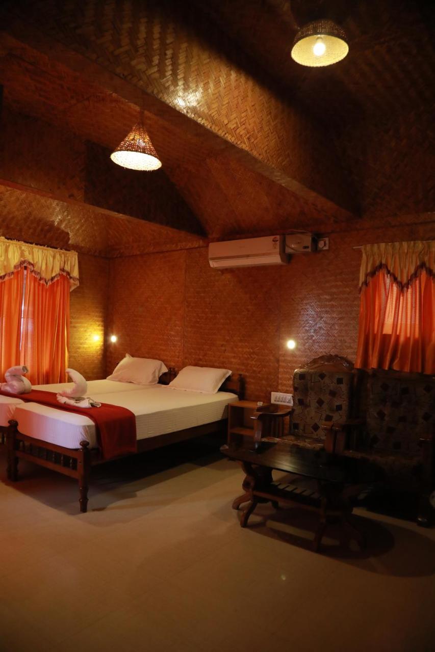 Sajeev Home Stay Cseráj-part Kültér fotó
